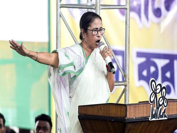 Mamata Banerjee Urges PM Modi for Action on Trainee Doctor's Tragic Case