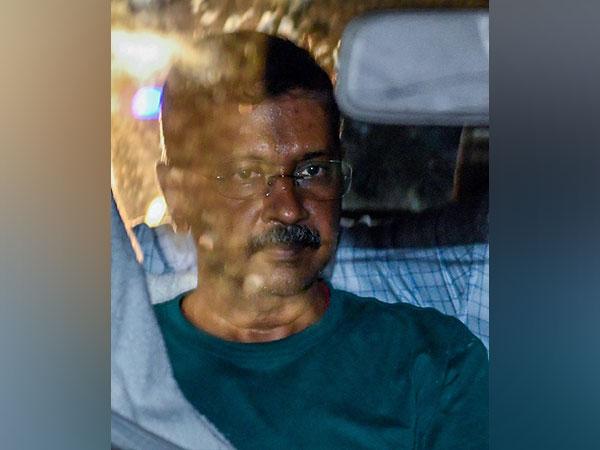 सुप्रीम कोर्ट ने दिल्ली के मुख्यमंत्री अरविंद केजरीवाल को भ्रष्टाचार मामले में जमानत दी