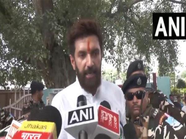 Chirag Paswan Criticizes Mallikarjun Kharge's Remarks About PM Modi