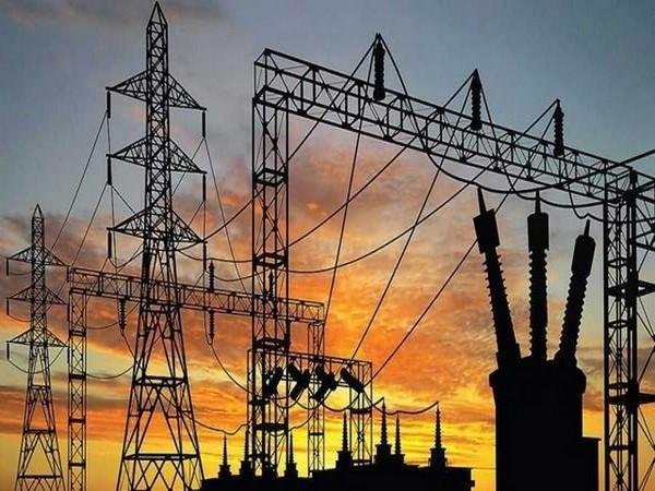 Delhi LG VK Saxena Approves New Electricity Connections for 105 Urbanised Villages and JJ Colonies