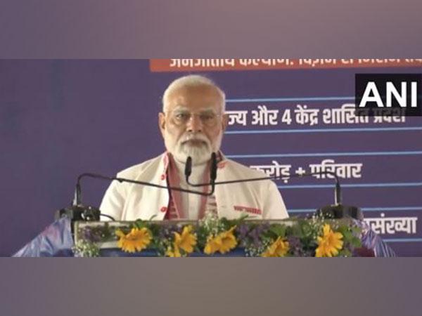 Prime Minister Modi Inaugurates Schools and Launches Development Projects in Jharkhand