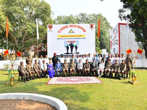 भारतीय सेना ने जम्मू में युद्ध नायकों को सम्मानित किया