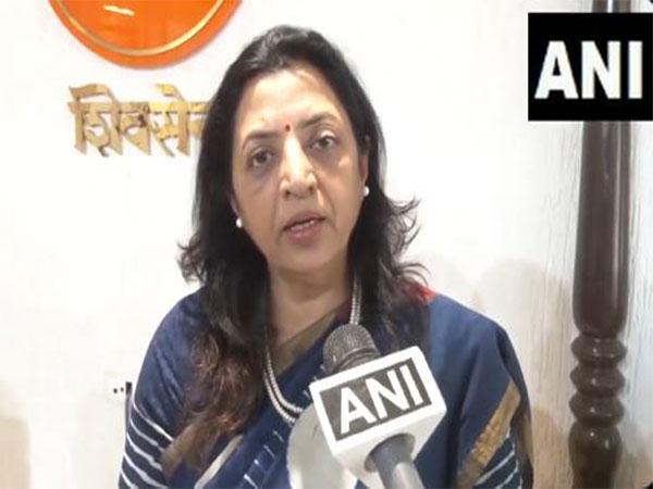 "Congress guarantees have always been fake": Shiv Sena leader Manisha Kayande 