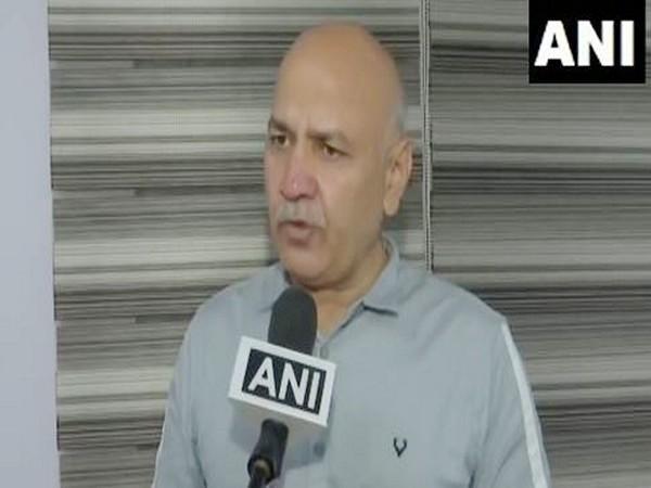 "Common people no longer feel safe in Delhi," says AAP leader Manish Sisodia 