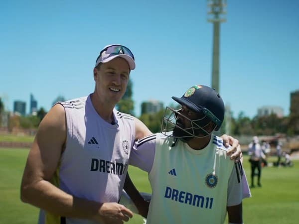 Morne Morkel and Mohammed Siraj Share Fun Moment Ahead of India vs Australia Test Series