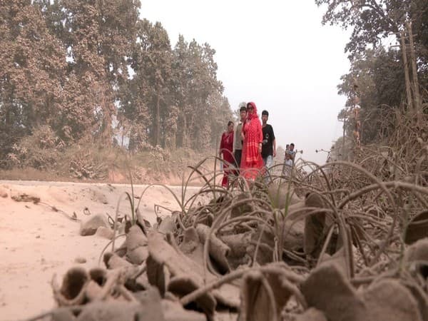 नेपाल में नारायणघाट-बुटवल सड़क परियोजना में देरी और धूल की समस्या