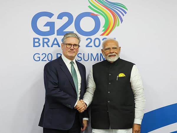 PM Modi raised issue of Indian economic offenders in UK with British PM Starmer