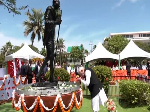 PM Modi pays tribute to Mahatma Gandhi at Georgetown statue in Guyana