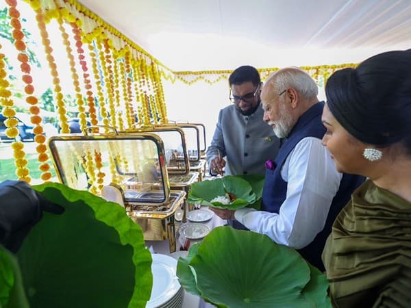 PM Modi underlines Guyana-India ties through meal served on lotus leaf