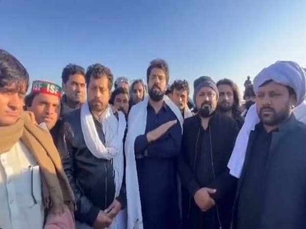 PTI convoy led by Khyber Pakhtunkhwa CM Gandapur crosses Hazara interchange