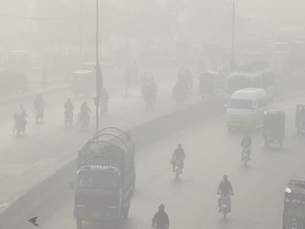 Pakistan to work with World Bank to tackle precarious smog situation