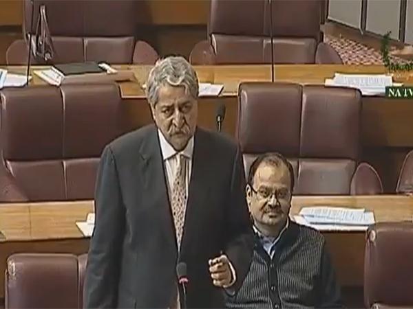 Pakistan: PPP lawmakers stage walkout from National Assembly over absence of ministers 