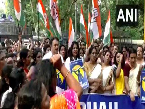 Mahila Congress led protest march to Kerala Rajbhavan against HM's 'Ambedkar' remark 