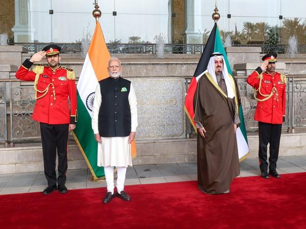 PM Modi receives rousing ceremonial welcome, Guard of Honour in Kuwait