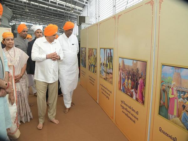 CM Bhupendra Patel honours Veer Bal Diwas, serves Langar at Gurudwara