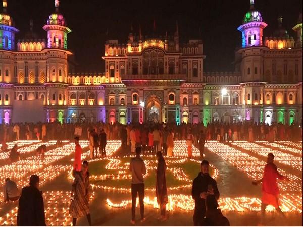 Janakpur Celebrates Ayodhya Ram Mandir's First Anniversary with 1.25 Lakh Lamps