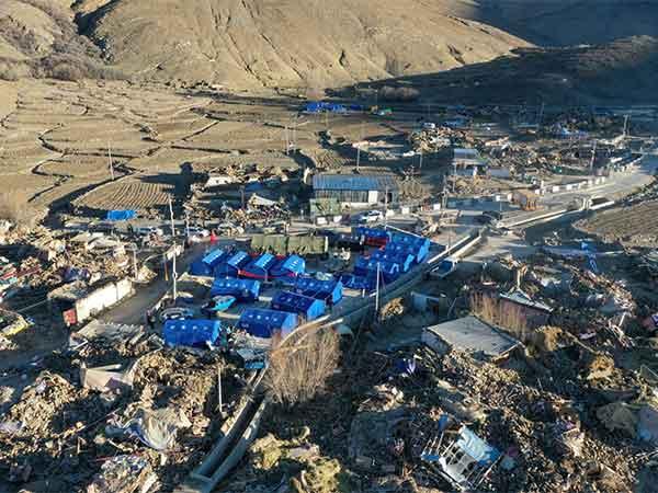 Series of earthquakes jolt Tibet