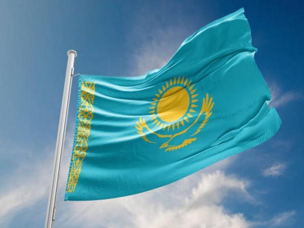 Kazakhstan participates in dispatching humanitarian aid convoy to Gaza