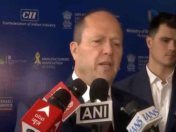 Israel's Economy Minister Nir Barkat Discusses Strengthening India-Israel Business Ties